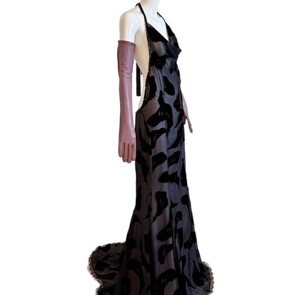 NINA RICCI 2011 Vintage Runway Full Look: Backless Gown + Leather Gloves - Picture 5 of 12